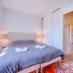 Downtown 2br With Ac & Terrace W Sea View - Benakey * Канны