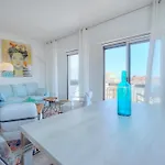 Downtown 2br With Ac & Terrace W Sea View - Benakey Канны