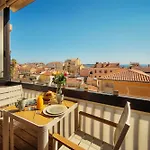Downtown 2br With Ac & Terrace W Sea View - Benakey * Cannes