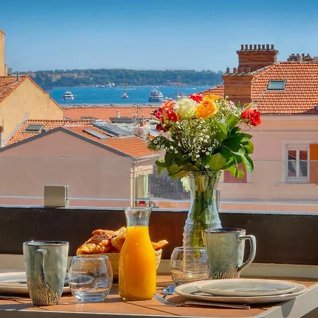 Downtown 2br With Ac & Terrace W Sea View - Benakey * Cannes