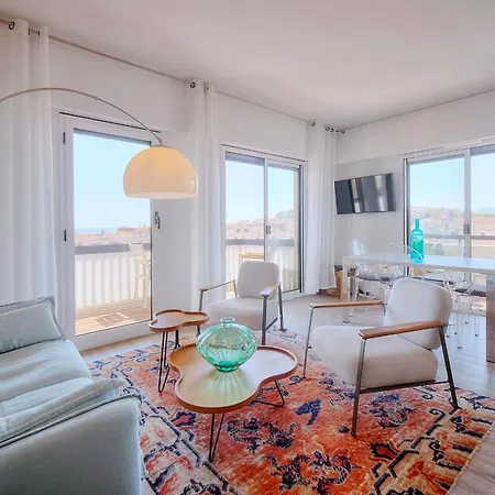 Apartament Downtown 2br With Ac & Terrace W Sea View - Benakey